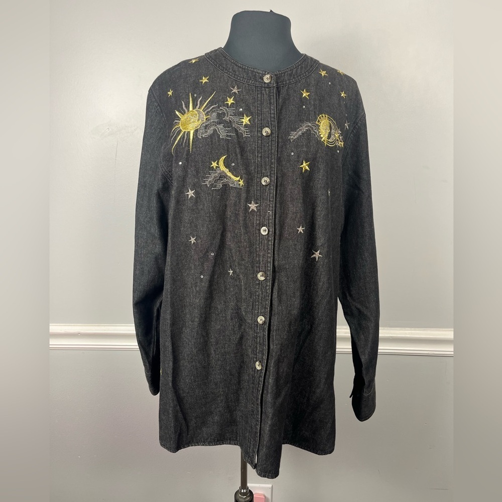 Vintage Quaker Factory celestial sun and mom denim chambray button down large